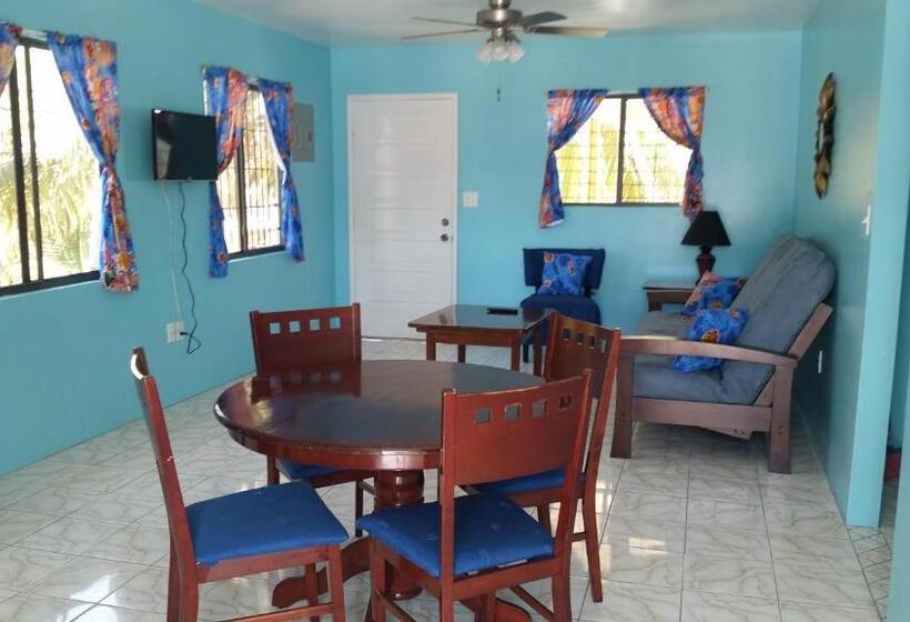 Дом 2 Спальни, Barefoot Beach Belize