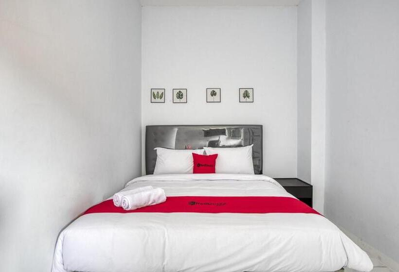 Номер Стандарт, Reddoorz Plus Near Jakarta Kota Station