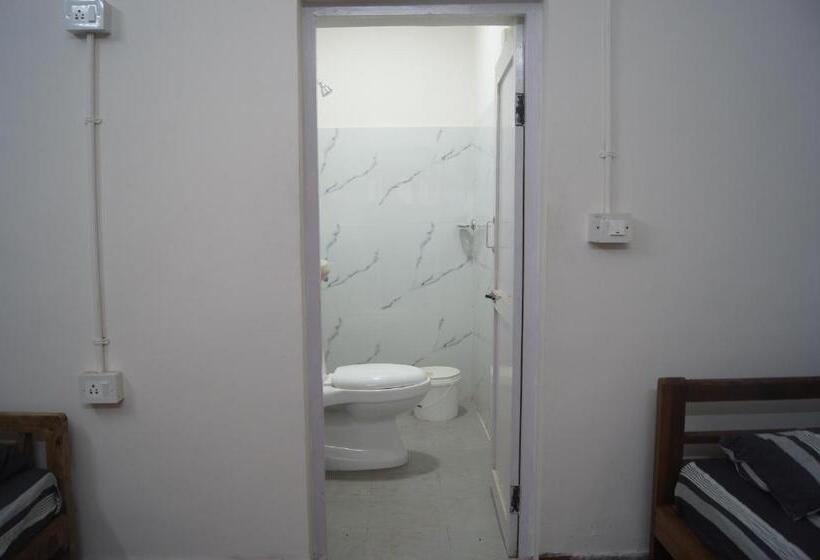 חדר סטנדרט, Cornerbunker