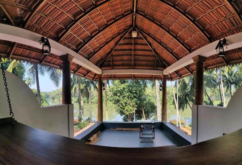 패밀리 스위트, Poonthanam Homestay