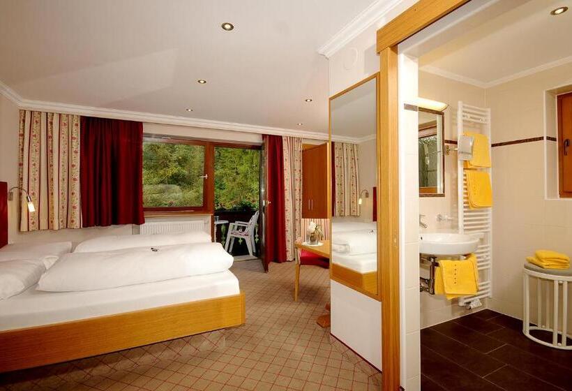 Quarto standart com varanda, Garni Erler