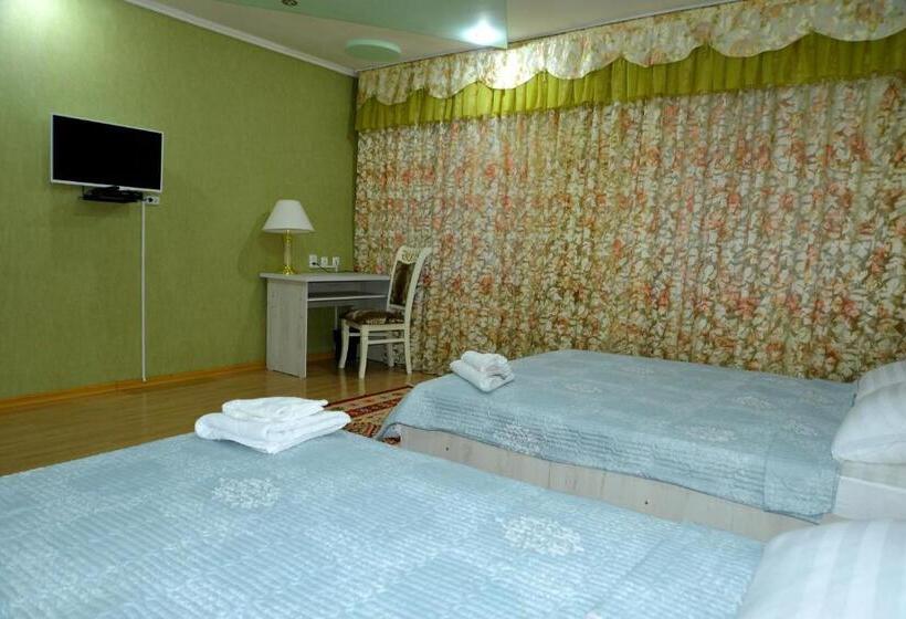 اتاق استاندارد با سرویس بهداشتی مشترک, Astoria B&b
