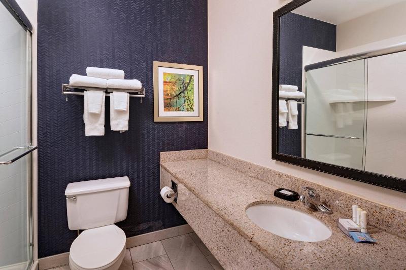 Стандартный Номер Кровать Кинг, Fairfield Inn Saint Louis Collinsville