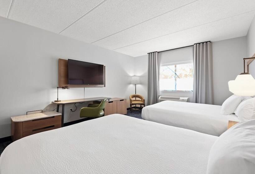 Номер Стандарт 2 Двуспальные Кровати, Fairfield Inn & Suites By Marriott Hickory