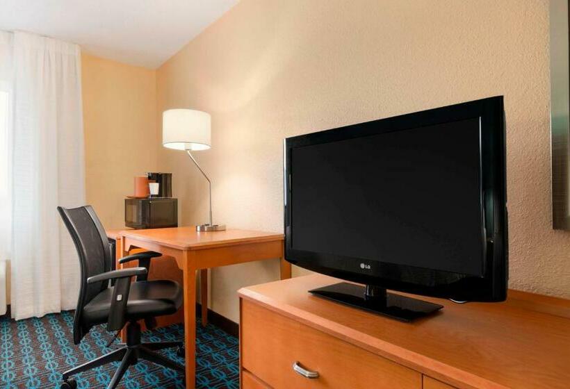 Номер Стандарт, Fairfield Inn & Suites Saginaw