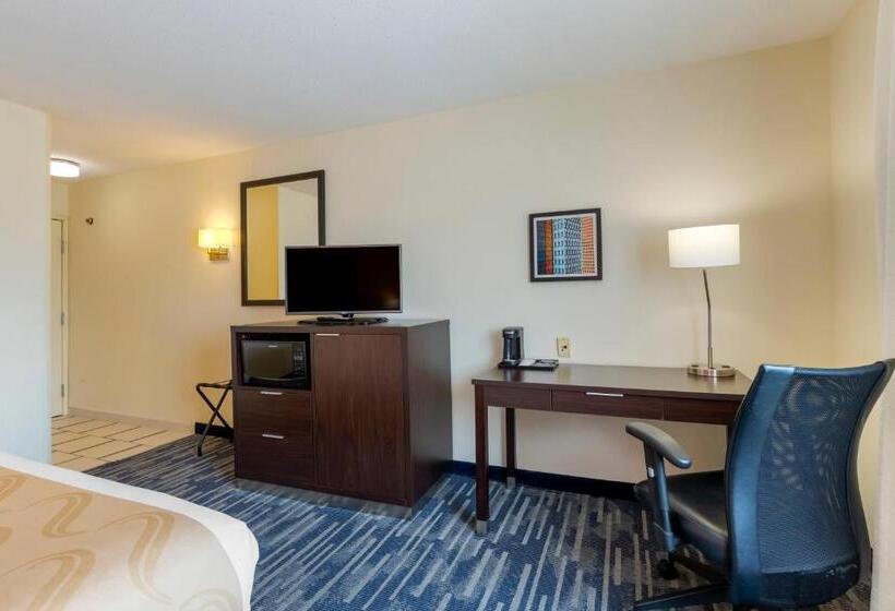 Стандартный Номер Кровать Кинг, Quality Inn & Suites Keokuk North