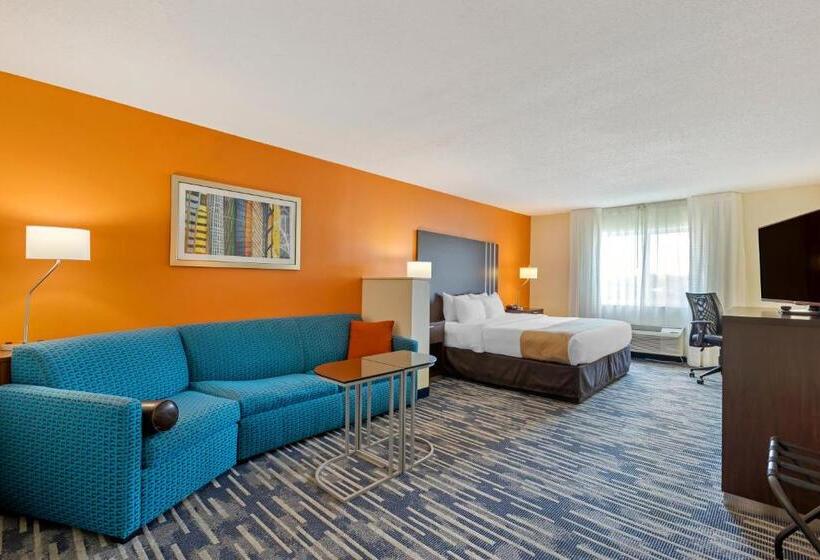 Люкс Кровать Кинг, Quality Inn & Suites Keokuk North