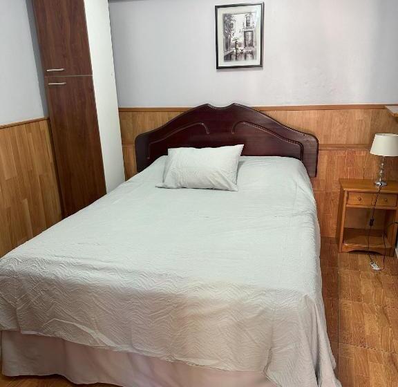اتاق استاندارد, Hostal Los Salares