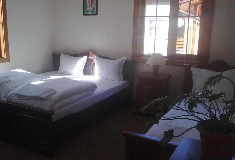 Четырехместный Номер Стандарт, Guest House Todorini Kashti
