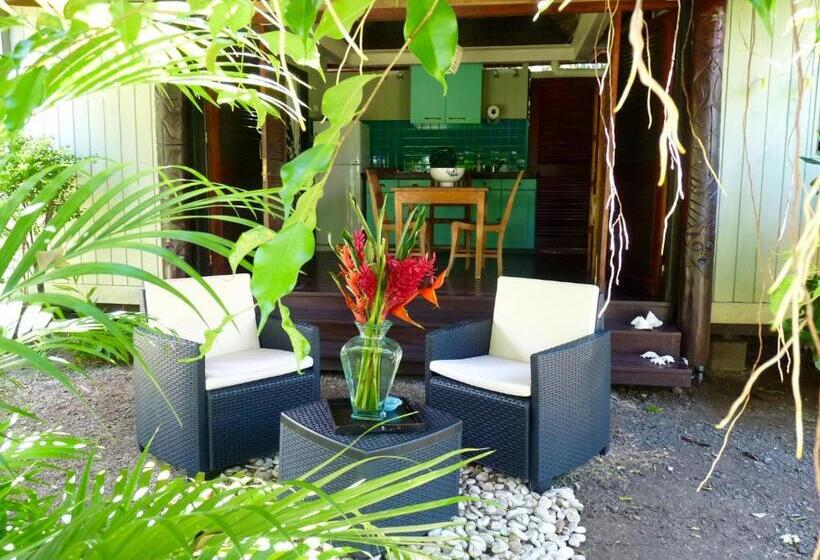 سوئیت جونیور با چشم‌انداز باغ, Poerani Moorea