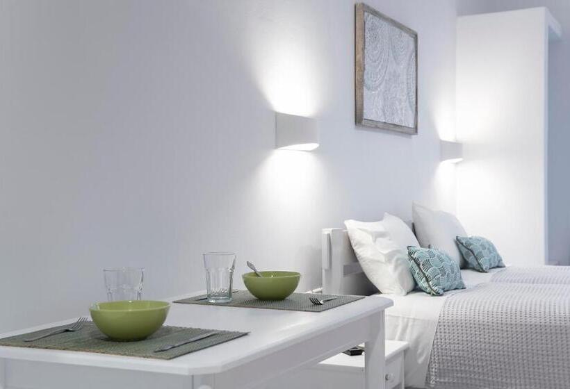 شقة غرفة واحدة, Gaia Lux Inn