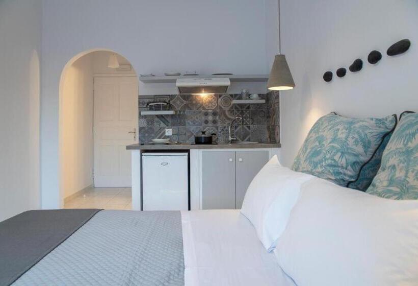 إستوديو قياسى, Gaia Lux Inn