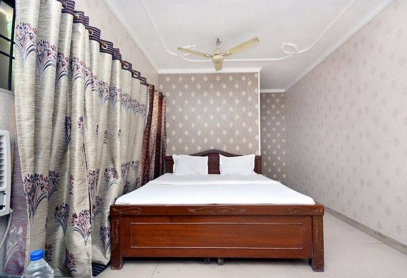 اتاق استاندارد, Spot On 37308 Hotel Citi Inn3