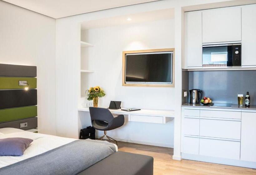Люкс Повышенной Комфортности, Seven Hotel + Boardinghouse