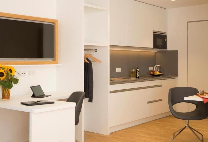 Люкс Повышенной Комфортности, Seven Hotel + Boardinghouse