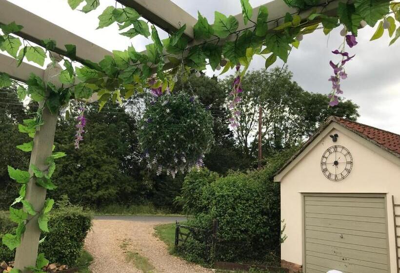 غرفة ديلوكس, Old Thatch Bambers Green