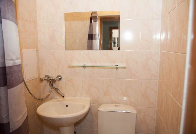 Номер Стандарт Трехместный, Leto Guest House