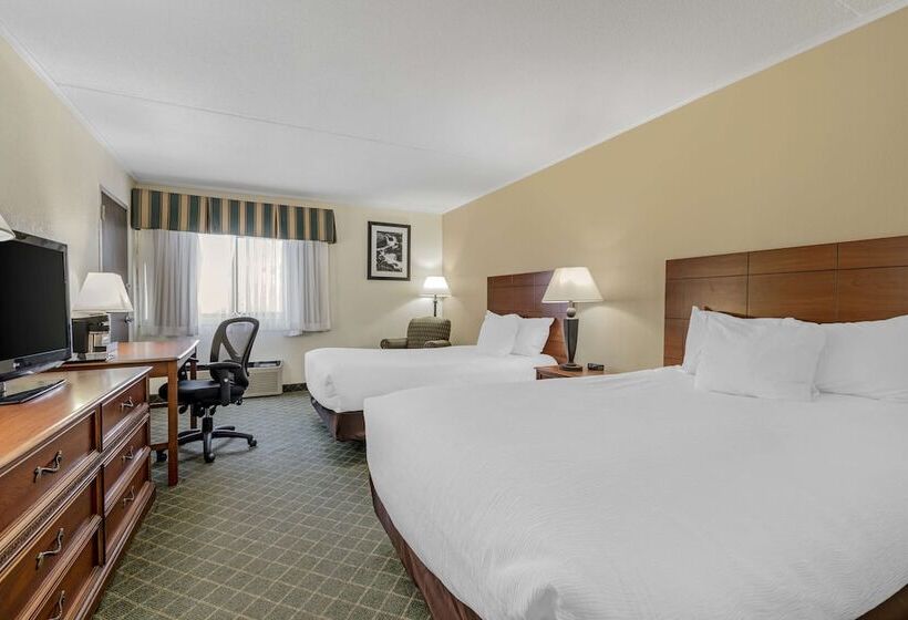 Номер Стандарт 2 Двуспальные Кровати, Best Western Plus Augusta Civic Center Inn