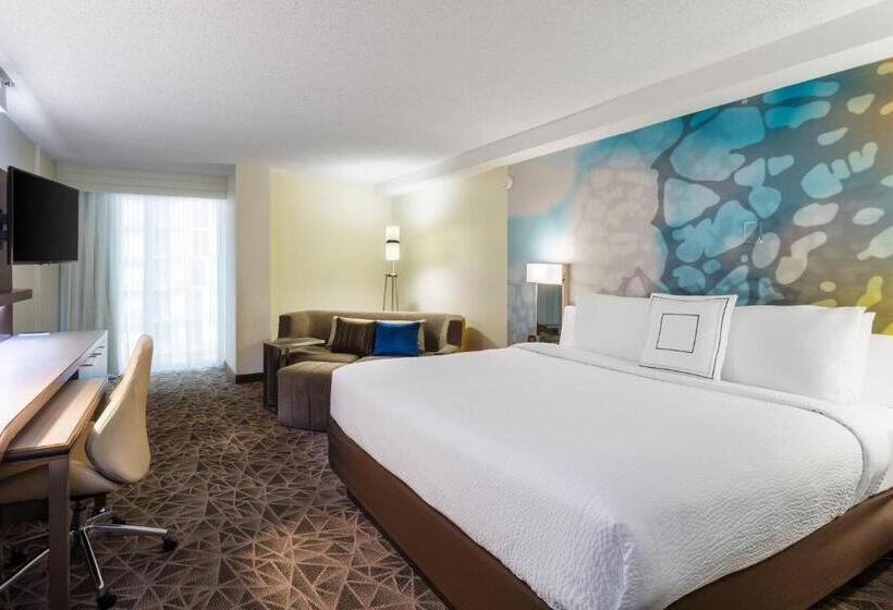 스탠다드 룸 킹사이즈 침대, Courtyard Miami Downtown Brickell Area
