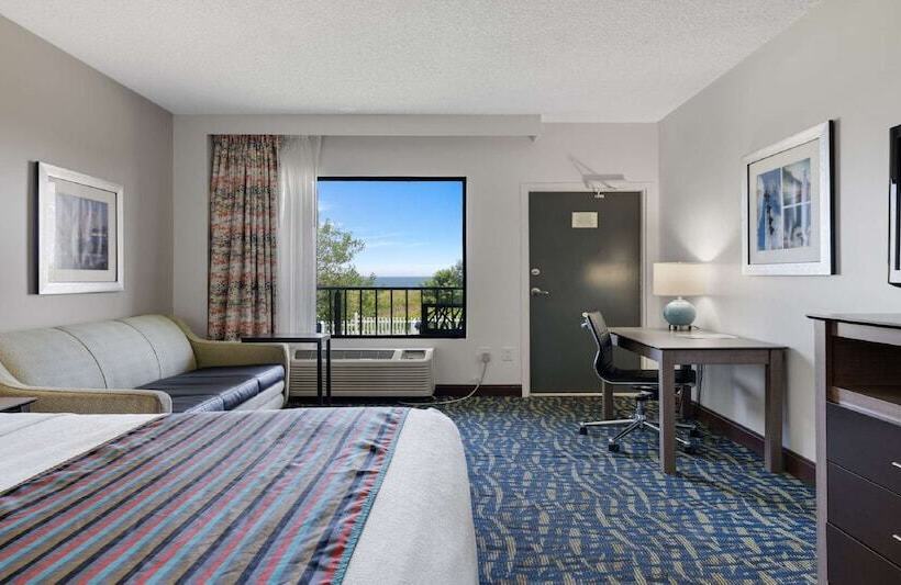 Quarto Standard Cama Casal Vista Mar, Best Western Plus Holiday Sands Inn & Suites