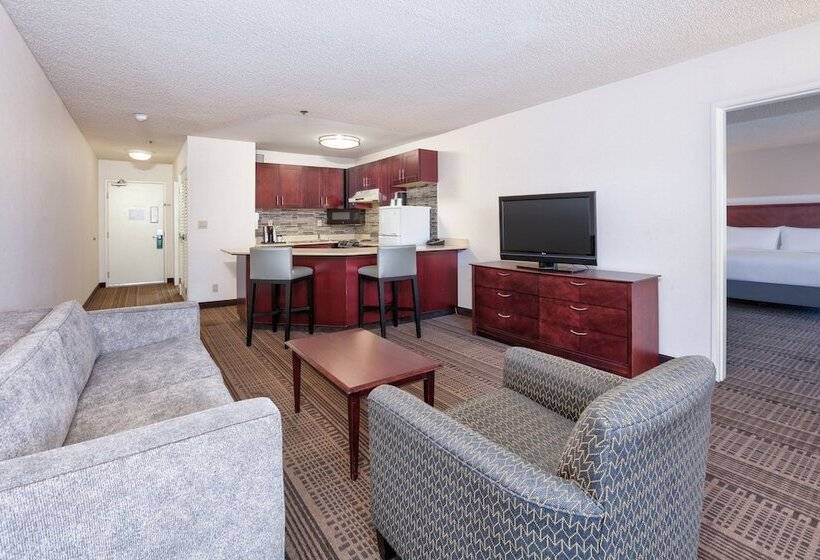 Люкс 2 Спальни, Holiday Inn & Suites Santa Maria, An Ihg