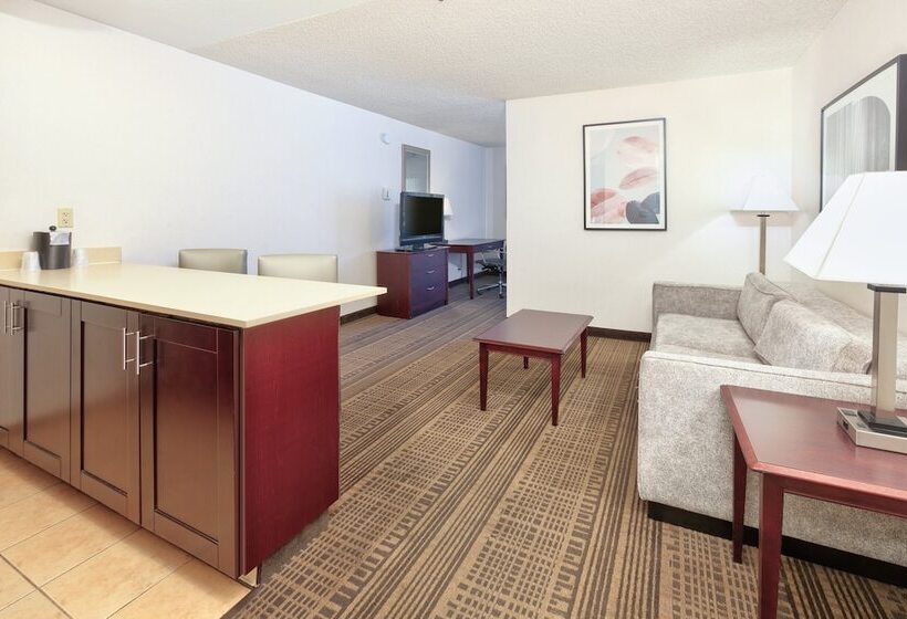 Люкс 2 Спальни, Holiday Inn & Suites Santa Maria, An Ihg