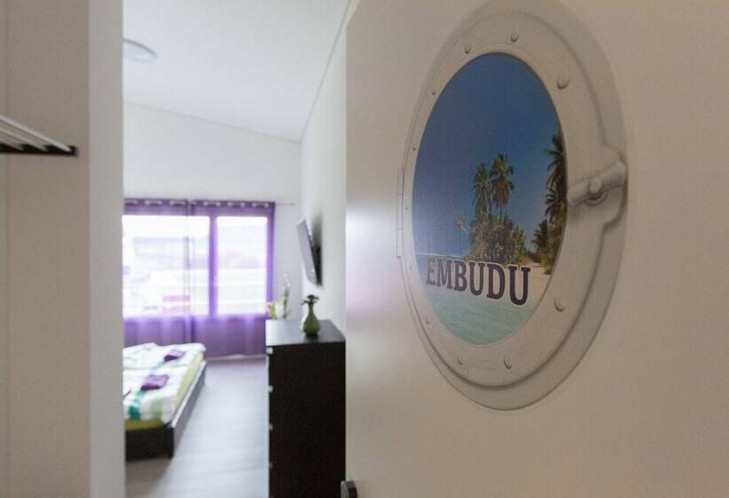 Номер Deluxe, Beachin
