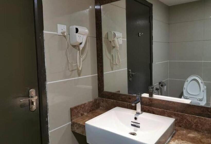 Семейный Номер Deluxe, Melang Inn