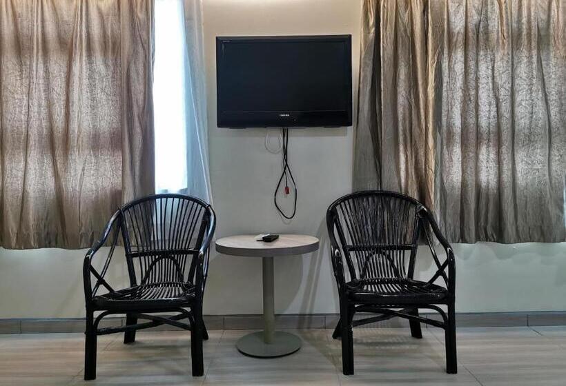 Семейный Номер, Melang Inn