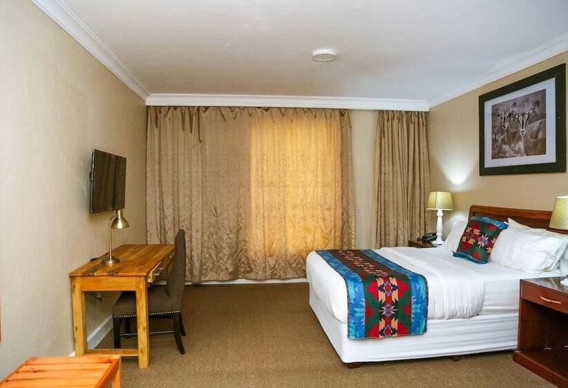 Трехместный Номер Deluxe, Malkia Trees Lodge