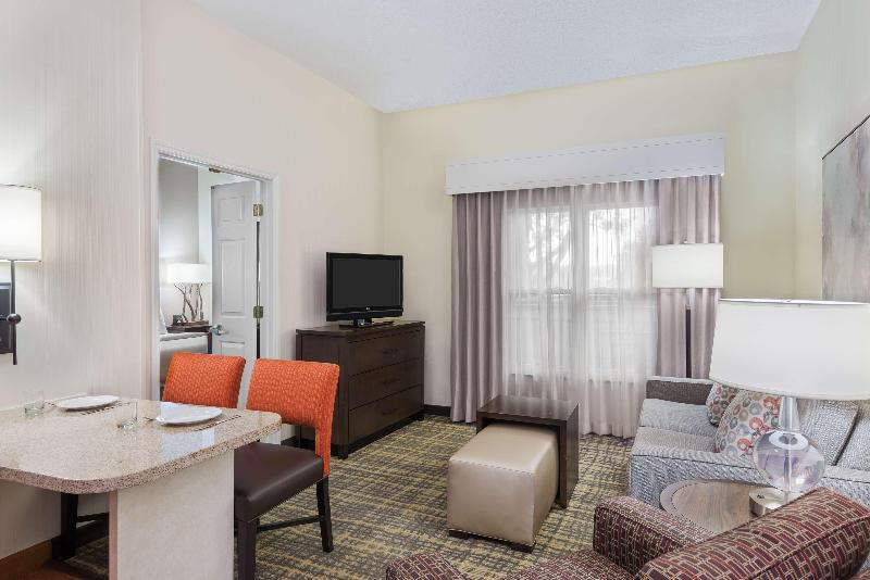 Люкс Кровать Кинг, Homewood Suites By Hilton Raleighcrabtree Valley