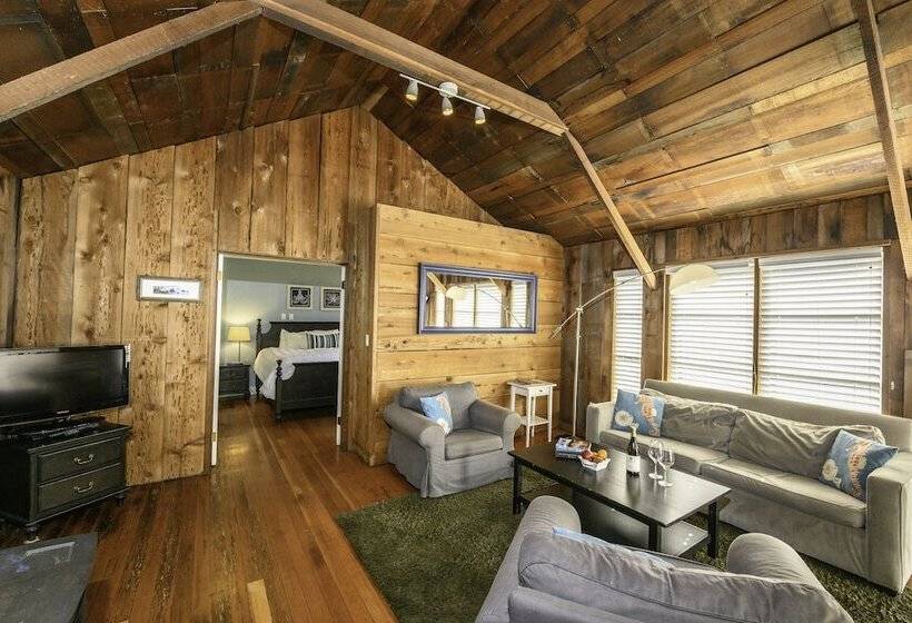 Дом 2 Спальни, Inn At Schoolhouse Creek