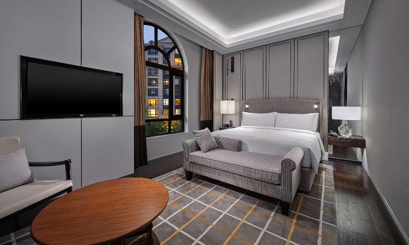이그제큐티브 룸 킹사이즈 침대, Hilton Beijing Daxing