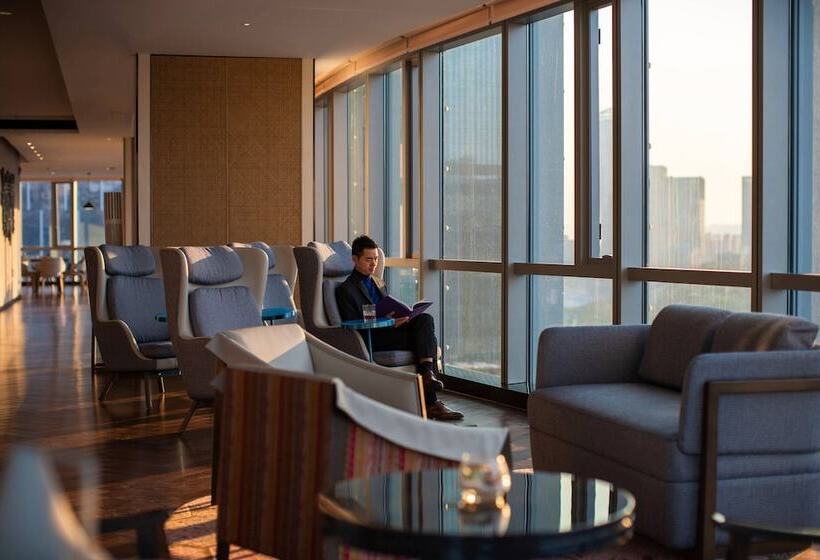 Номер Executive, Renaissance Nanning