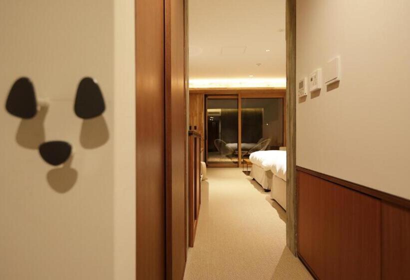 Номер Стандарт Вид на Сад, Regina Resort Kyukaruizawa