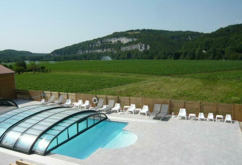 Четырехместный Номер Стандарт, Hôtel Les Gabarres