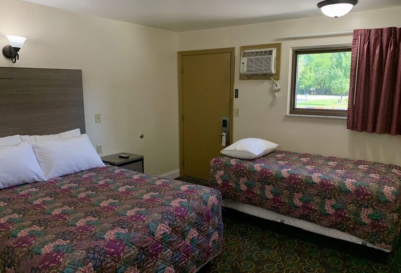 Номер Стандарт, Kingsway Inn
