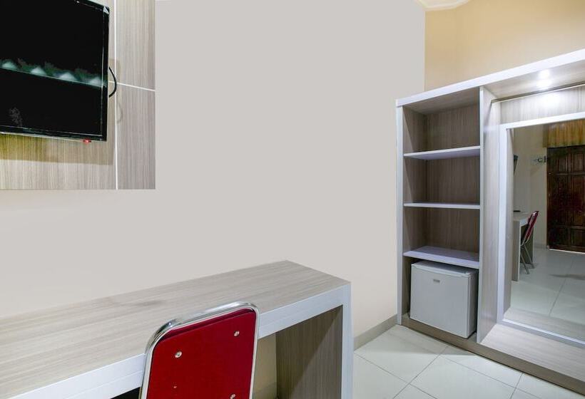 Номер Стандарт, Oyo 2320  Charvita