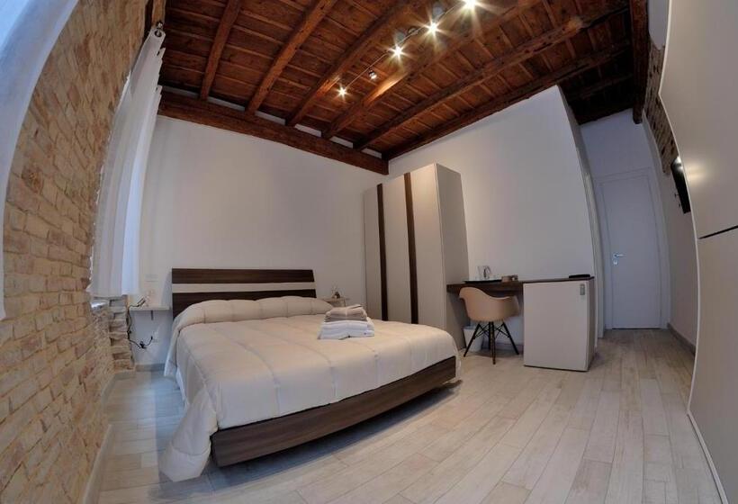 اتاق لوکس چهار تخته, B&b Del Corso