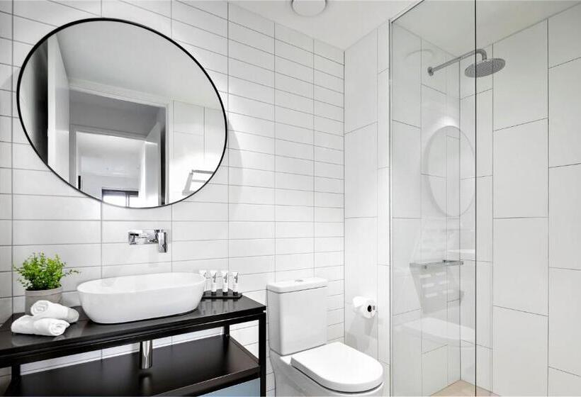 Апартаменты 3 Спальни, Quest Burwood East