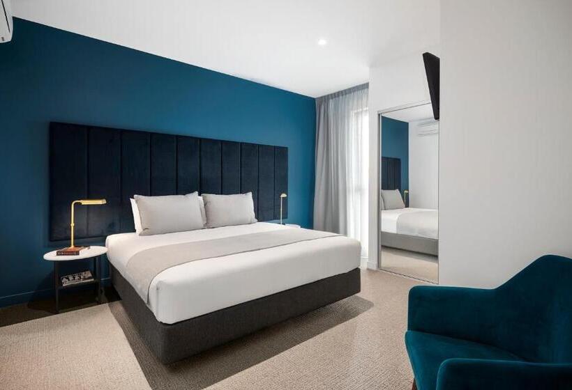 Апартаменты 3 Спальни, Quest Burwood East