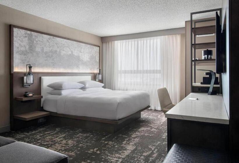 Стандартный Номер Кровать Кинг, Marriott Melville Long Island