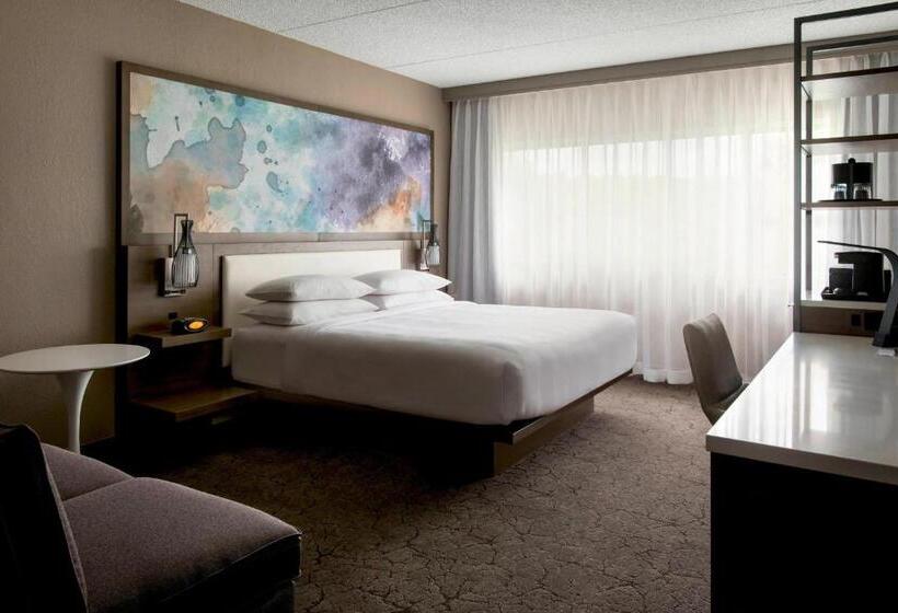 Стандартный Номер Кровать Кинг, Marriott Melville Long Island