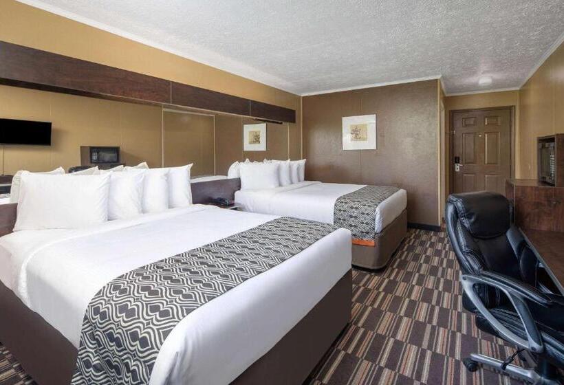 Номер Стандарт, Microtel Inn & Suites By Wyndham Columbia Fort Jackson N