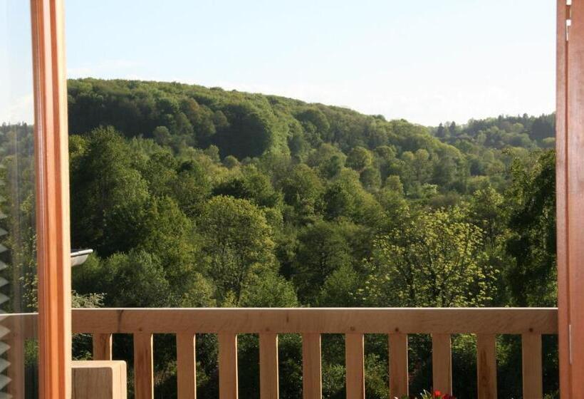 Номер Стандарт Вид на Сад, Beauchamps Maison D'hotes