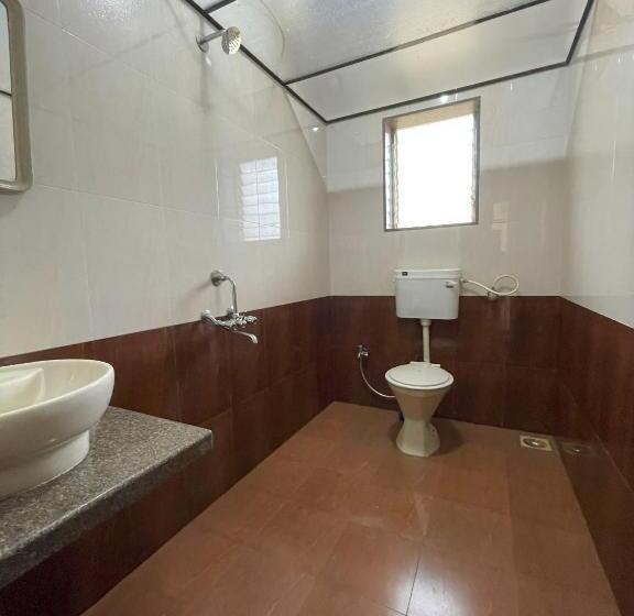 Номер Стандарт, Surve Natures Resort   Chiplun