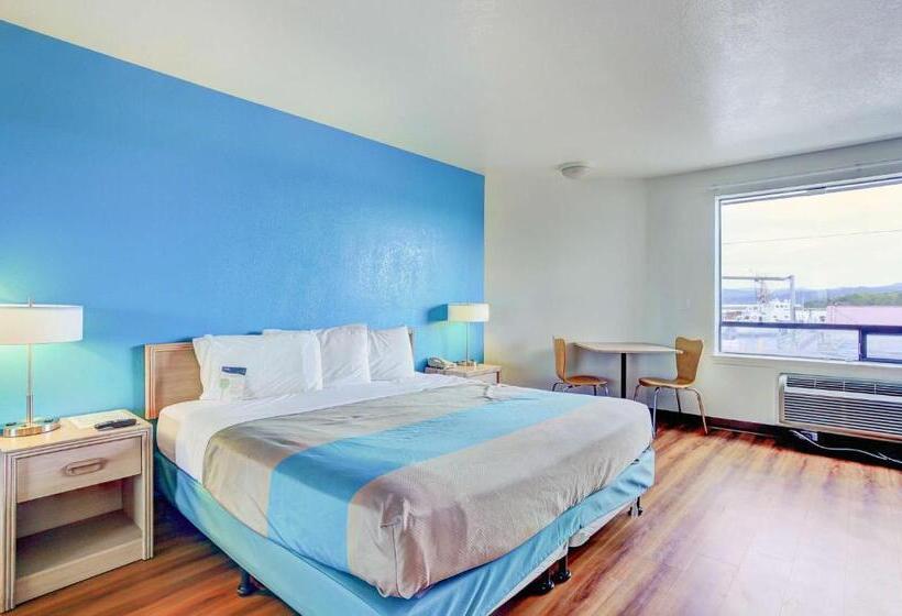 Номер Deluxe Кровать Кинг, Motel 6 Coos Bay, Or