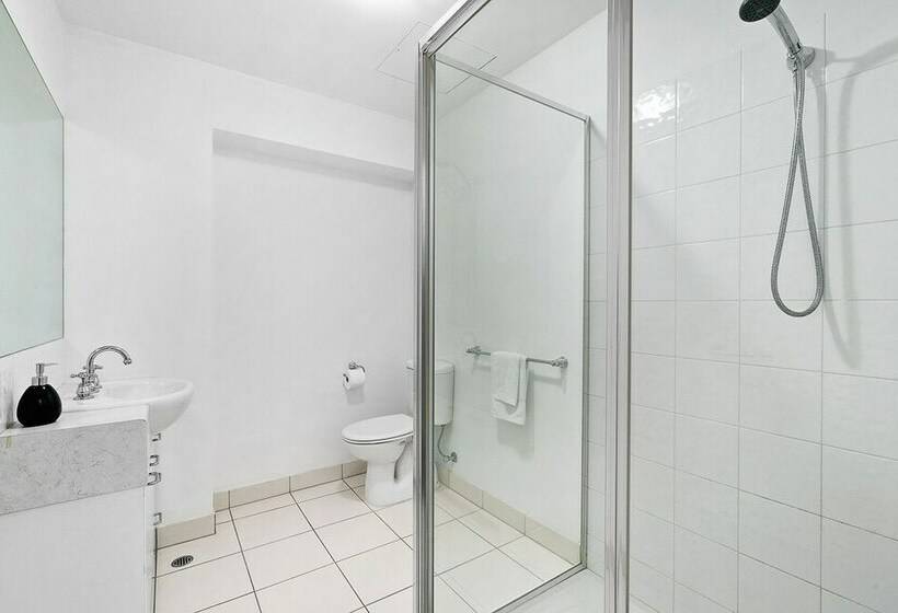استودیو ساده, Lizzi, Melbourne Studio Apartment