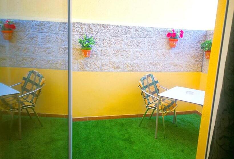 Номер Стандарт Внутренний, Hostal La Estacion