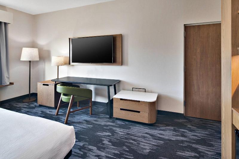 Люкс Кровать Кинг, Fairfield Inn & Suites Columbus New Albany